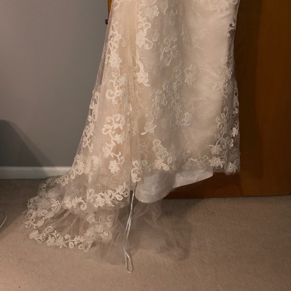 Casablanca Wedding dress Style 2155 - Picture 5 of 8